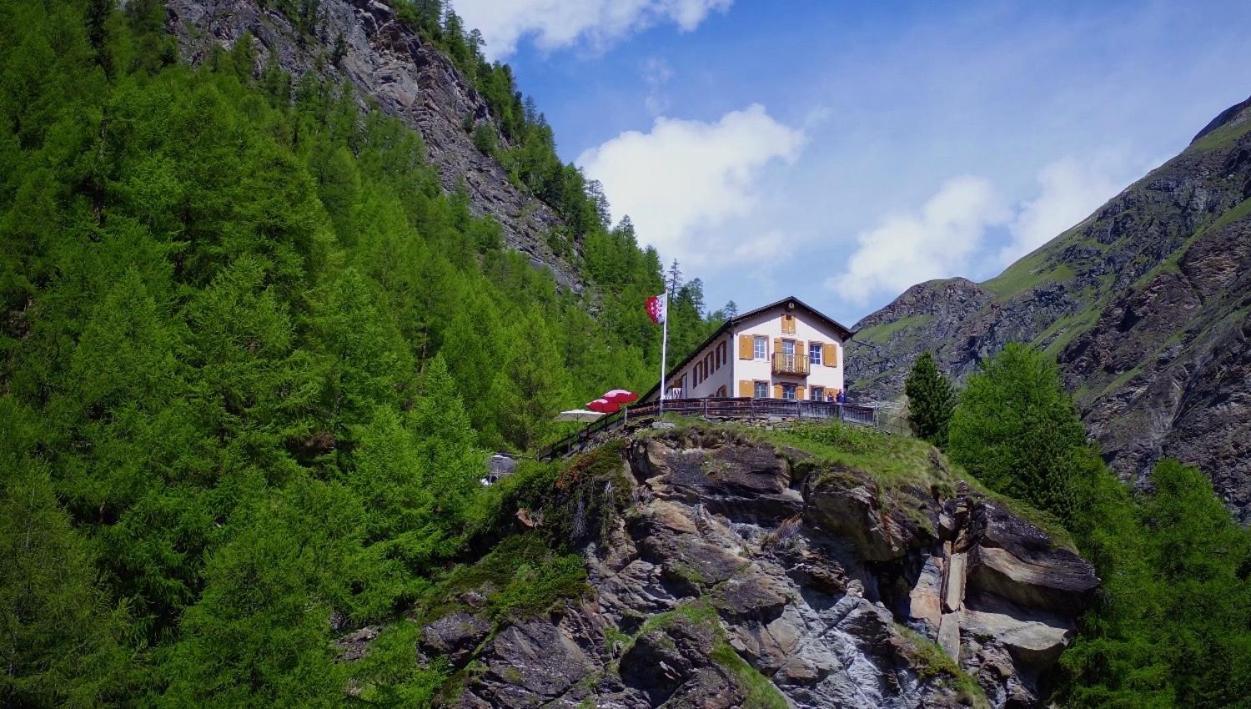 Edelweiss Mountain Guest House - 1 Hour Hike Up From Zermatt Station - On Hiking Trail - No Transport Buitenkant foto